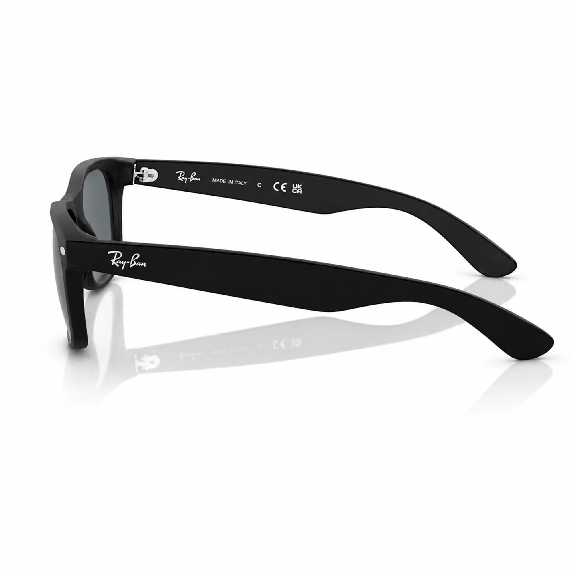 RB2132F - NEW WAYFARER