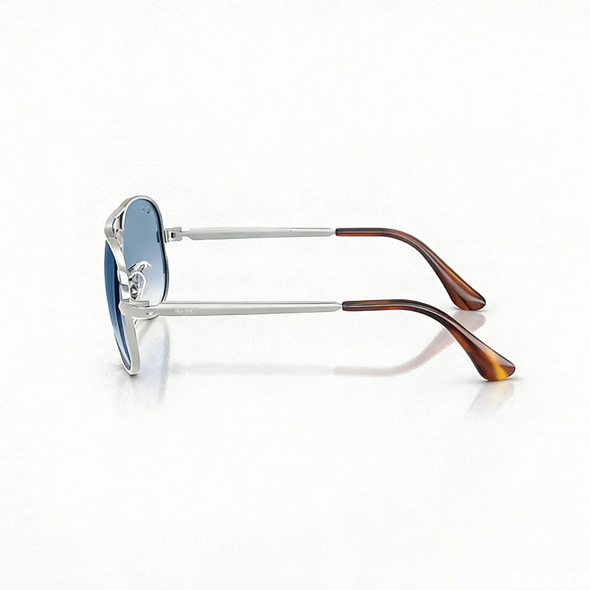 Aviator Max