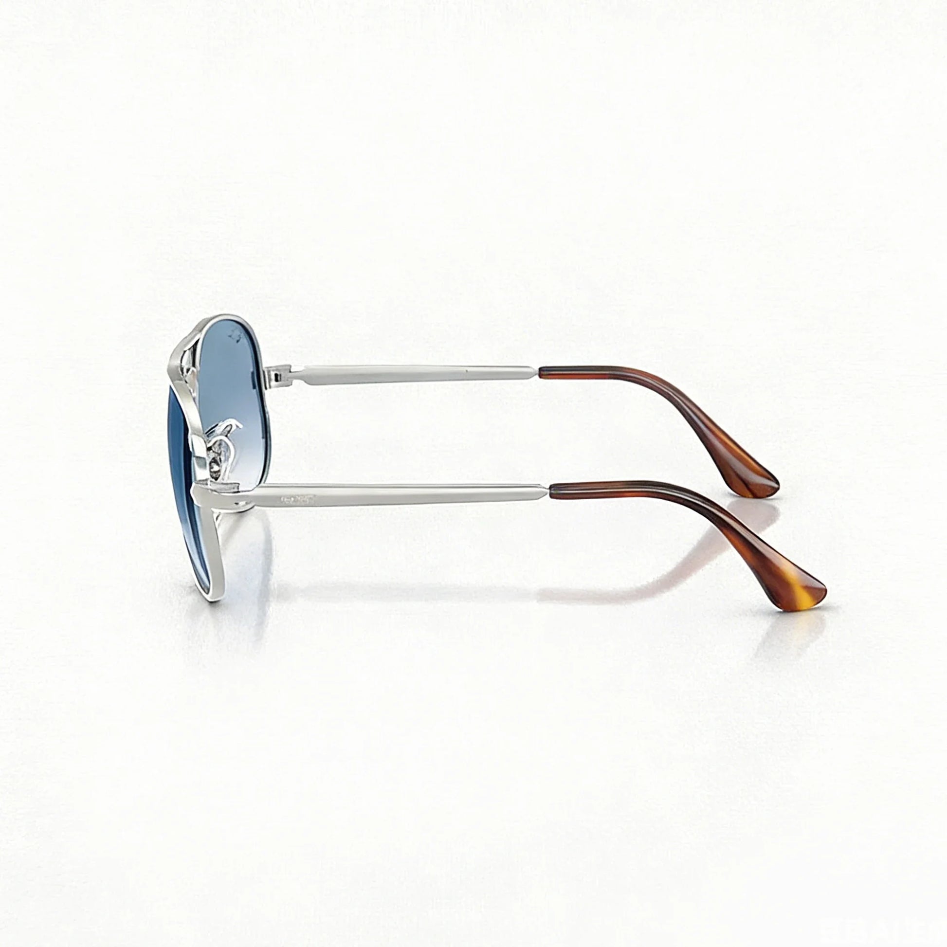 Aviator Max