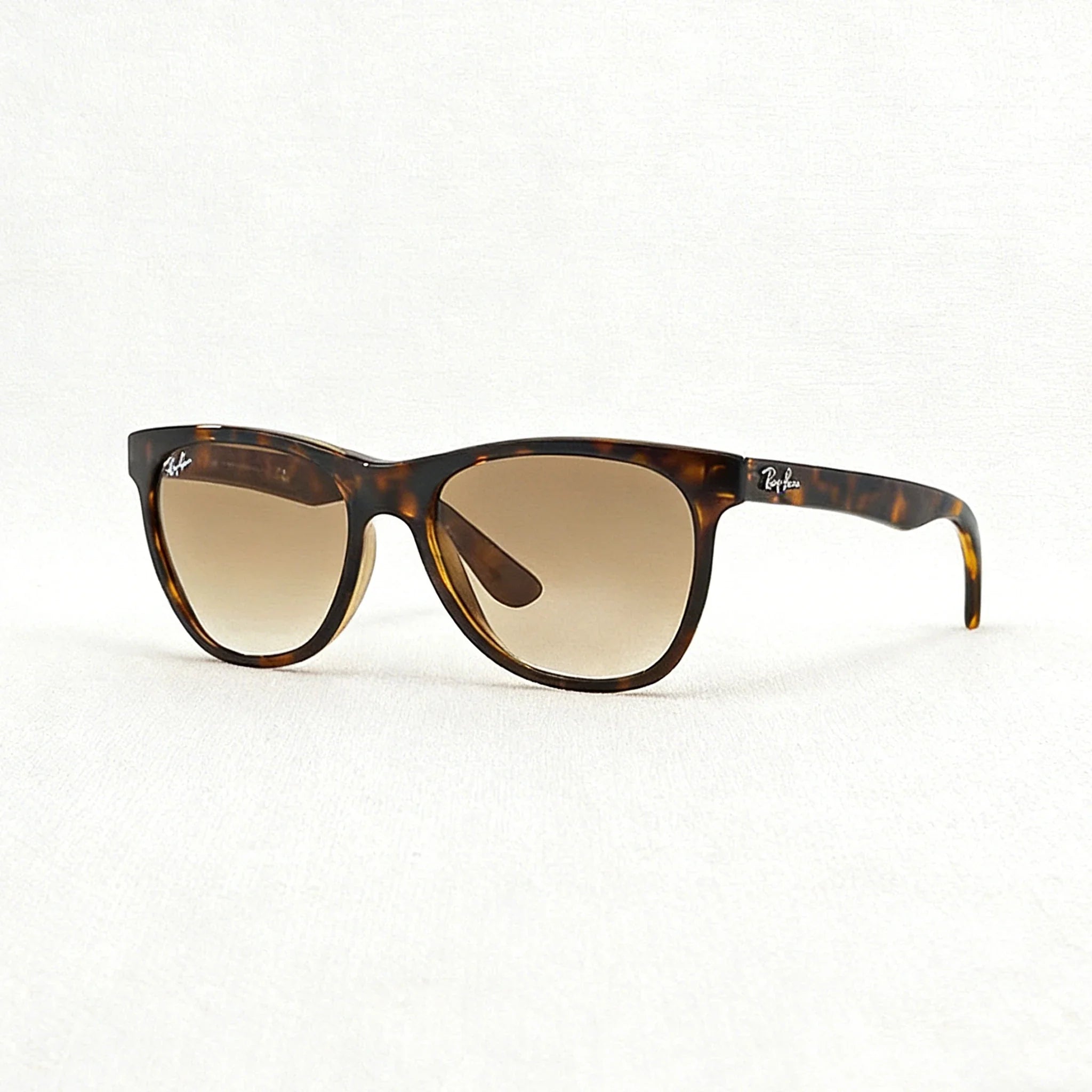 Ray Ban RB4184