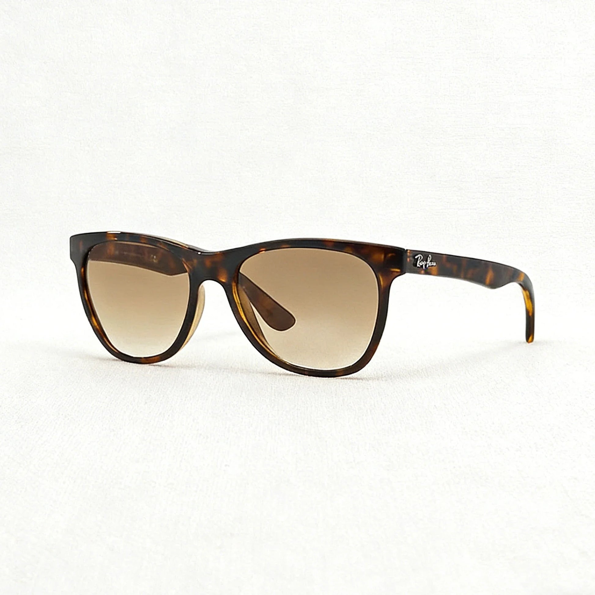 Ray Ban RB4184