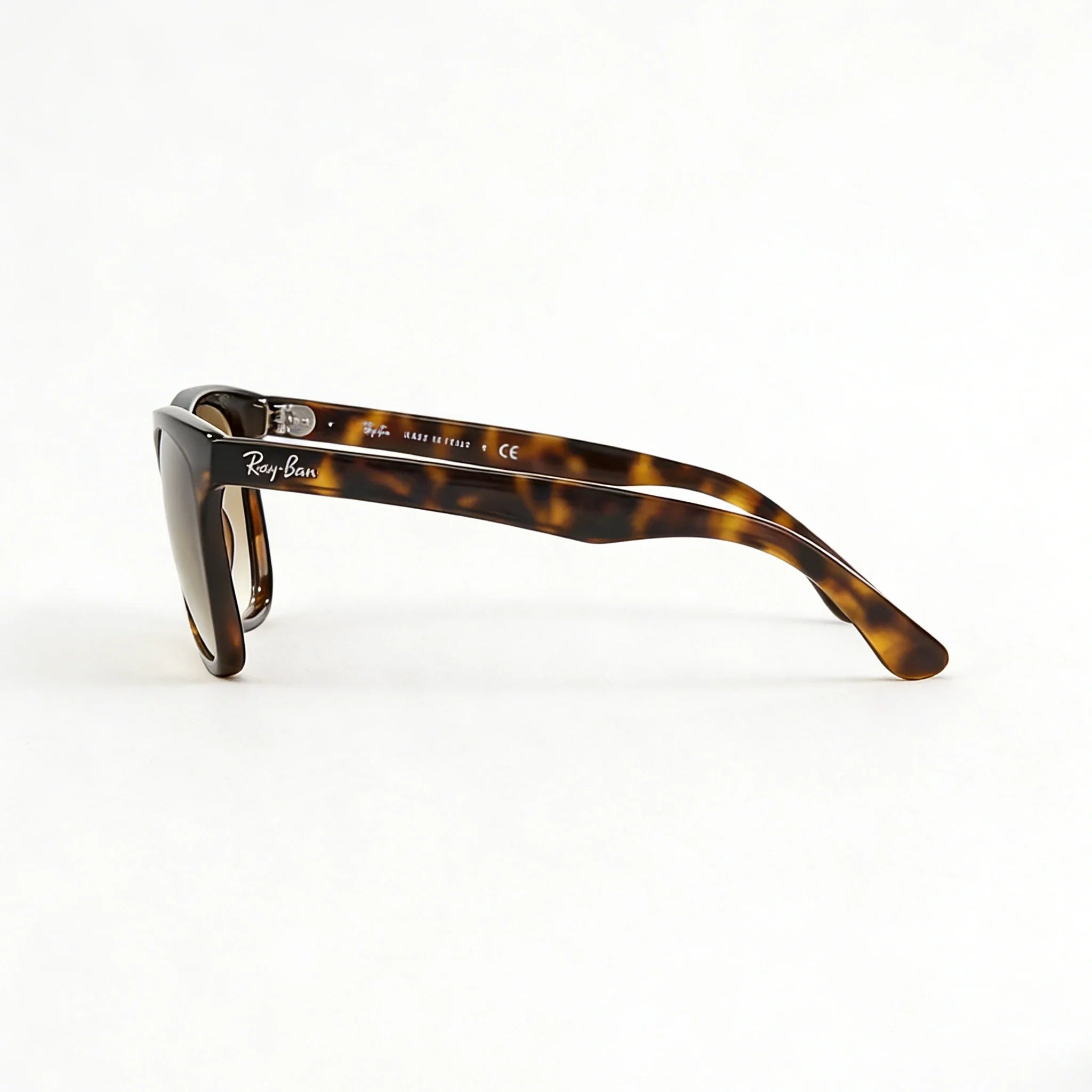 Ray Ban RB4184