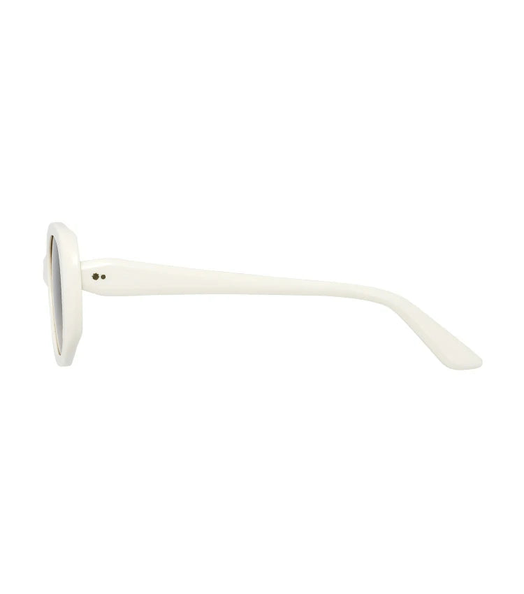 VVCA02 Sunglasses